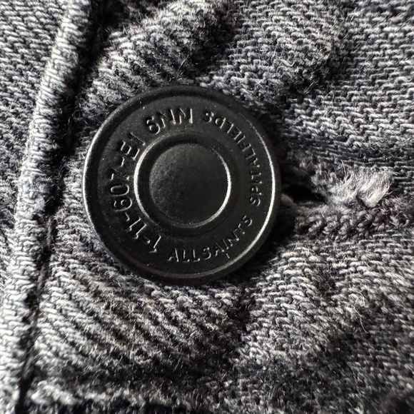 ALLSAINTS Yanni Denim Shorts Gray W27 Raw Hem Distressed - Picture 10 of 16